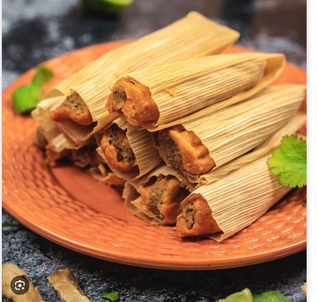 6 Tamales (Pork).