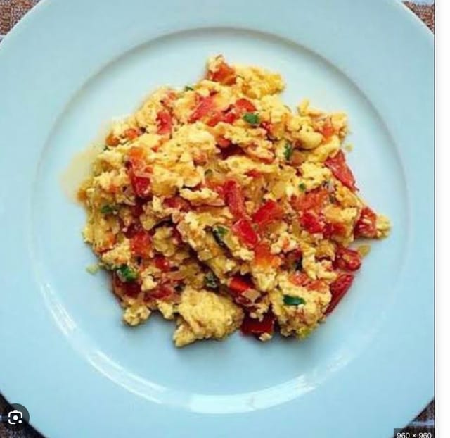 Huevos Mexicana.
